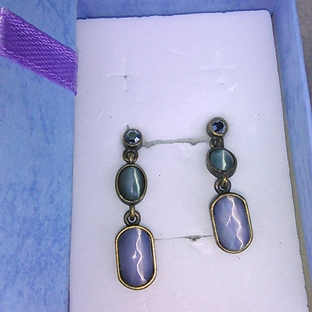 earrings - Picture 4 of 5